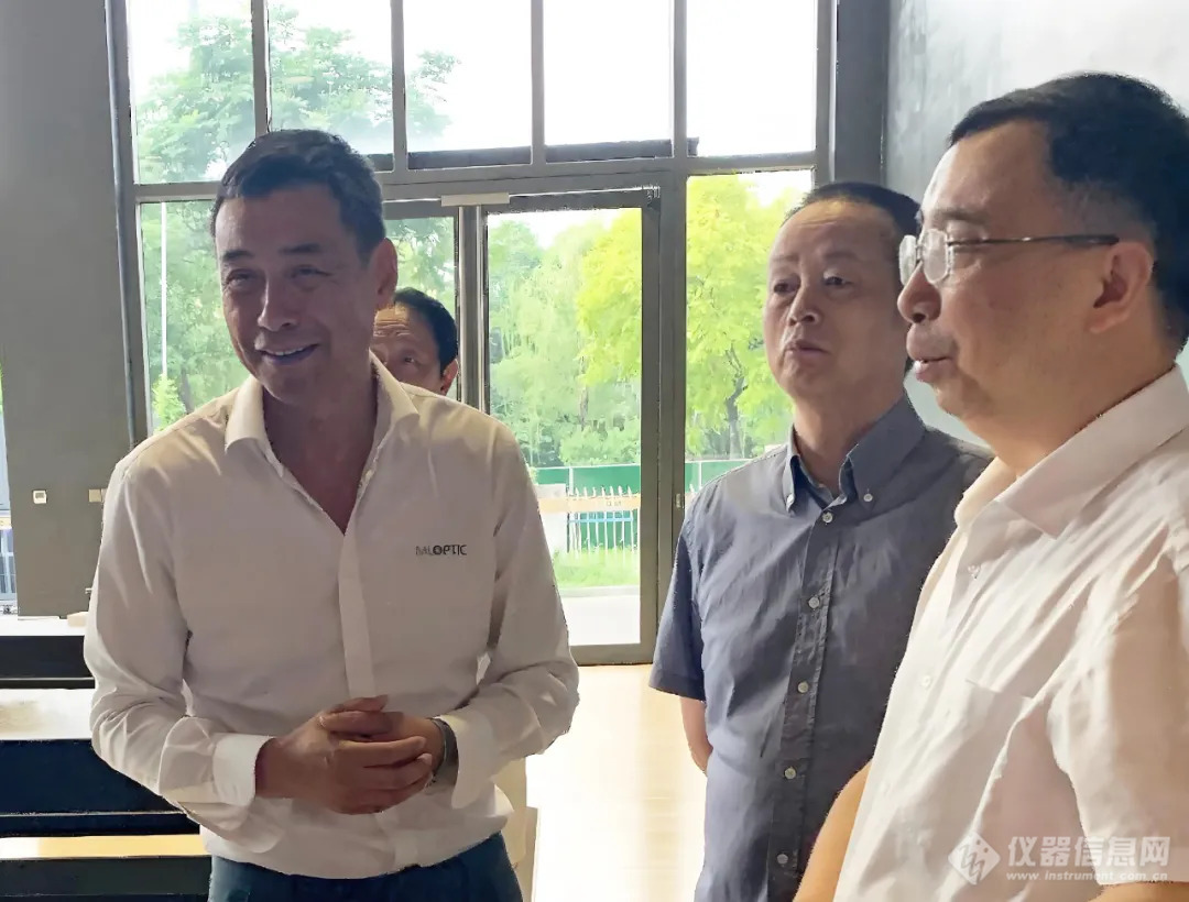 南航校长姜斌一行莅临茂莱参观交流_南京茂莱光学科技股份有限公司