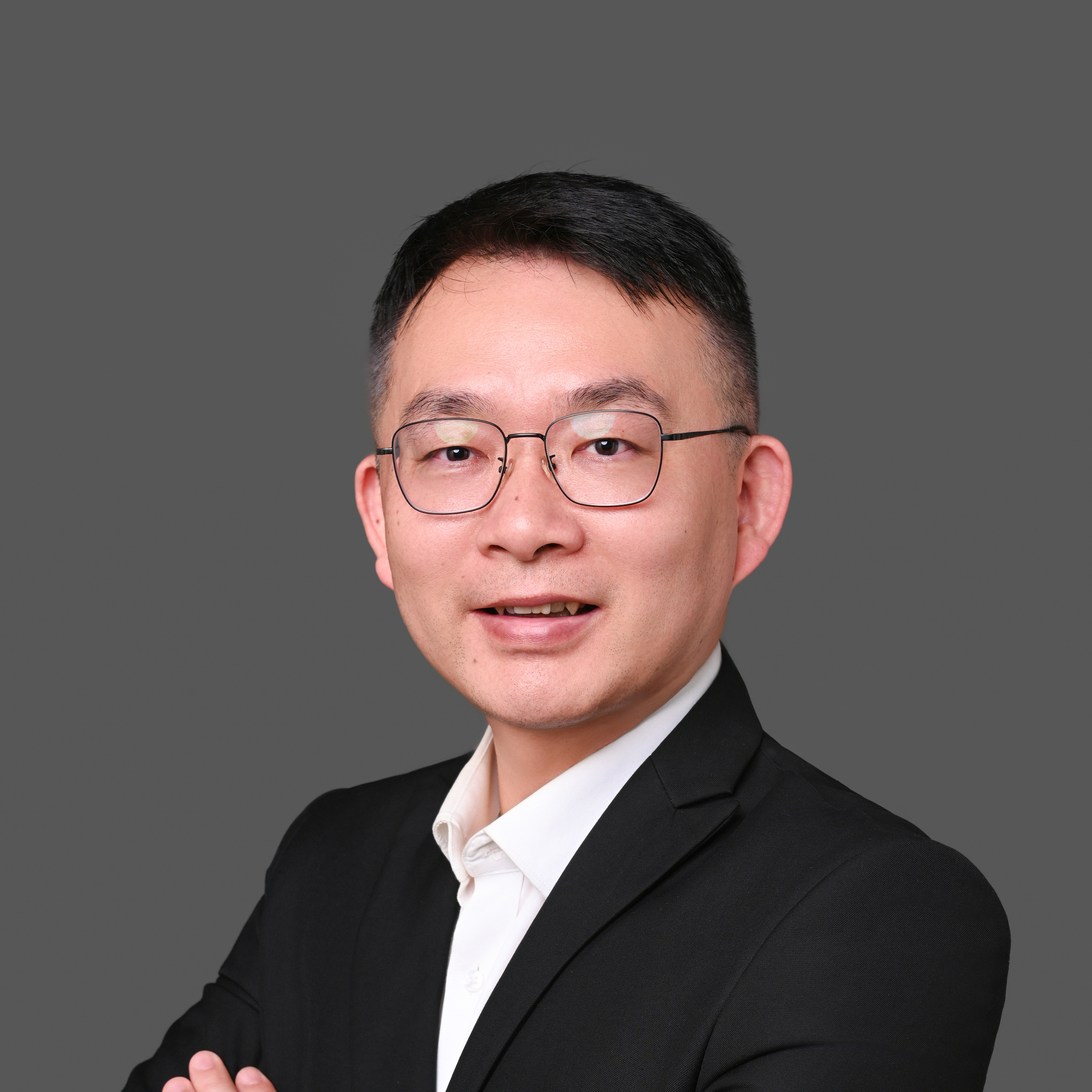 杨明
