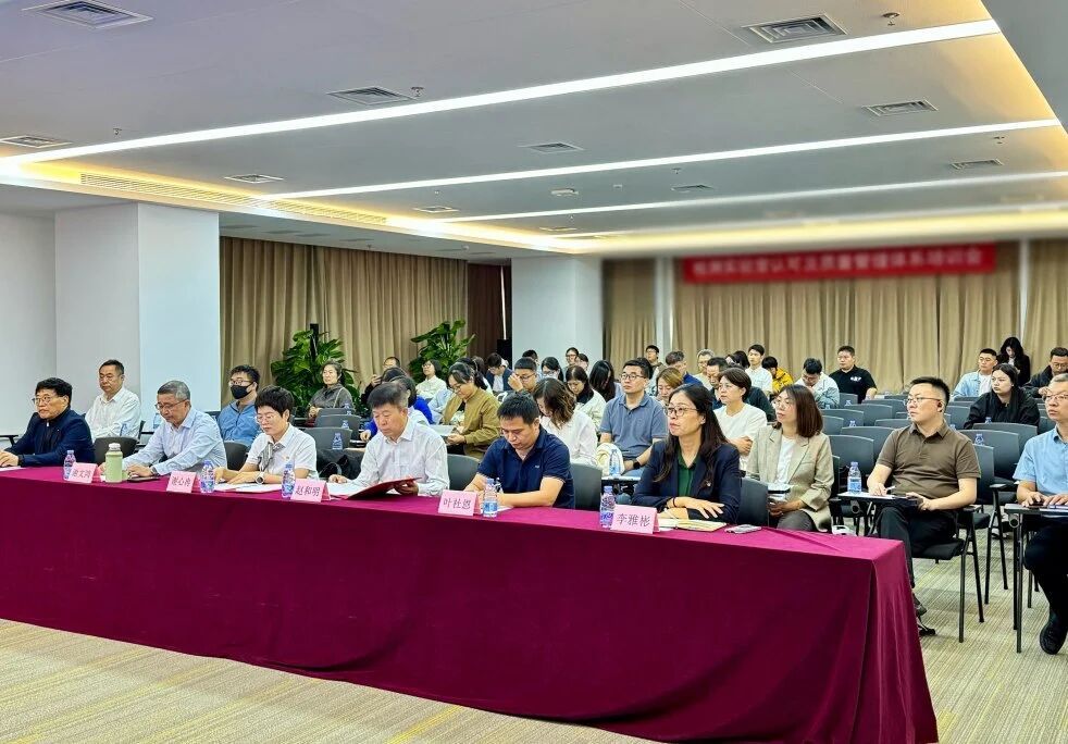 活动现场1.jpg 活动现场1.jpg