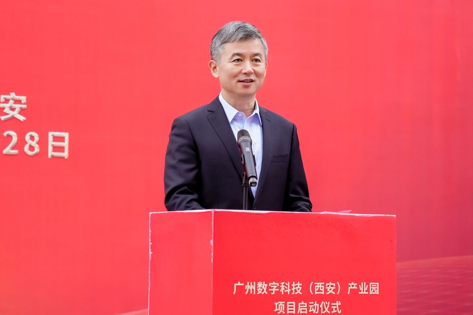 陈辉.jpg