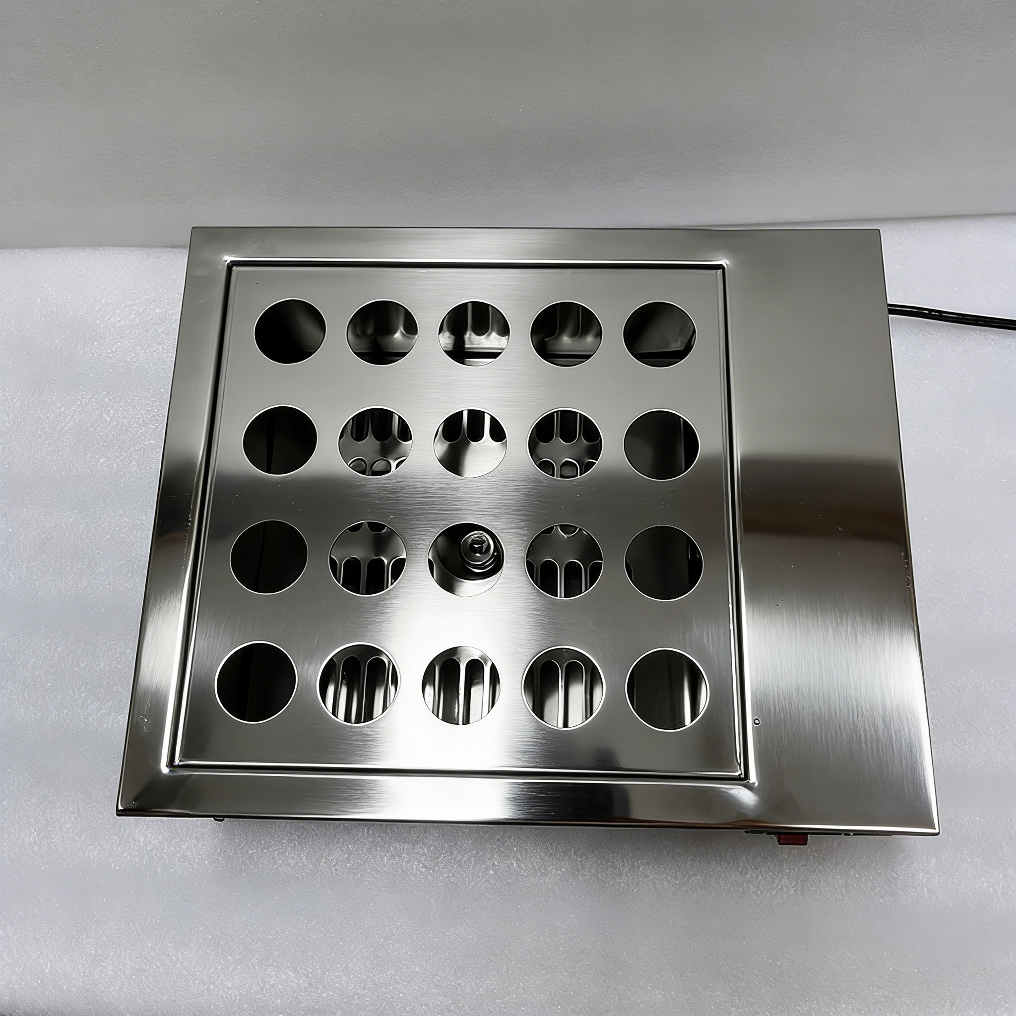 HH-M4-D 磁力搅拌水浴锅（按客户要求定制款）