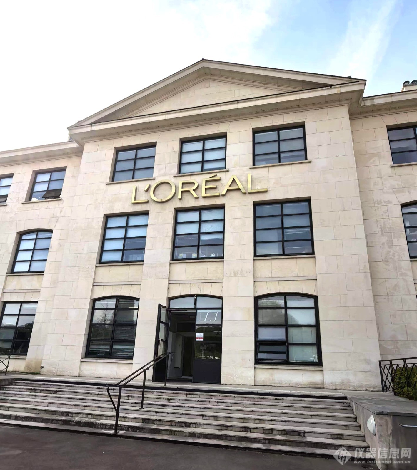 LOREAL-2.jpg LOREAL-2.jpg