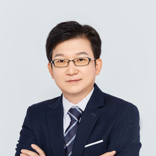 张凡