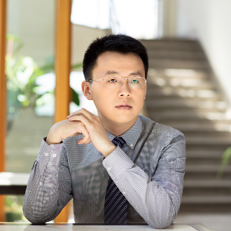 孔令杰 