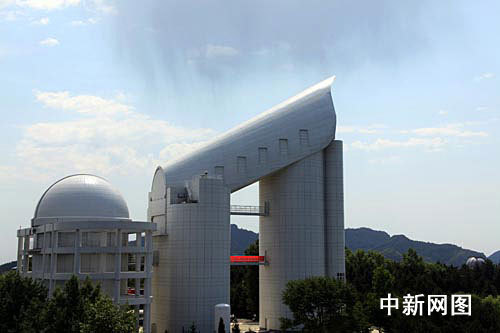 中国架起世界光谱望远镜之王高度超15层楼