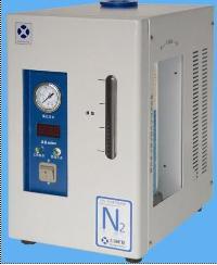 XYN-300高纯氮气发生器
