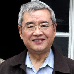 杨松成